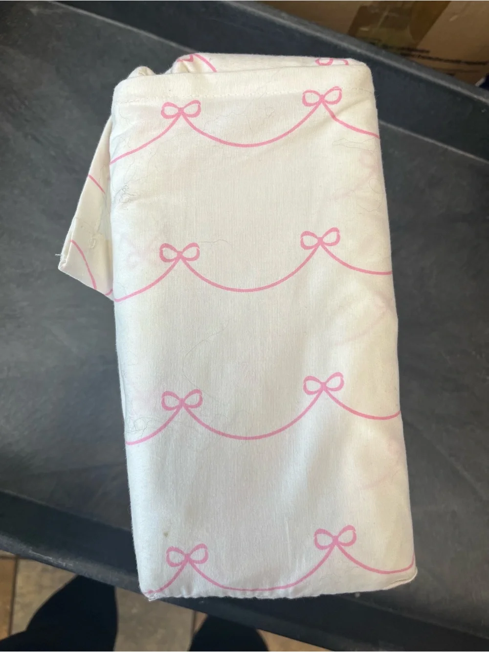 Pillowfort Pink Bow Cotton Sheet Set - White Background